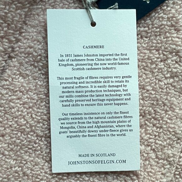 NWT Johnstons of Elgin Cardigan Womens Medium Pink Pure Cashmere Scotland $825 - Picture 8 of 13